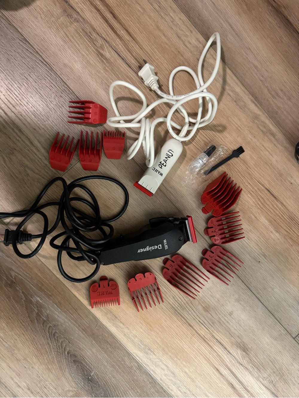 Wahl Designer Corded Hair Clipper and Trimmer set! - Picture 2 of 5